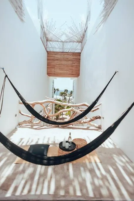 Tulum Beachfront Villa I'Ik By Casa Xuul 图卢姆