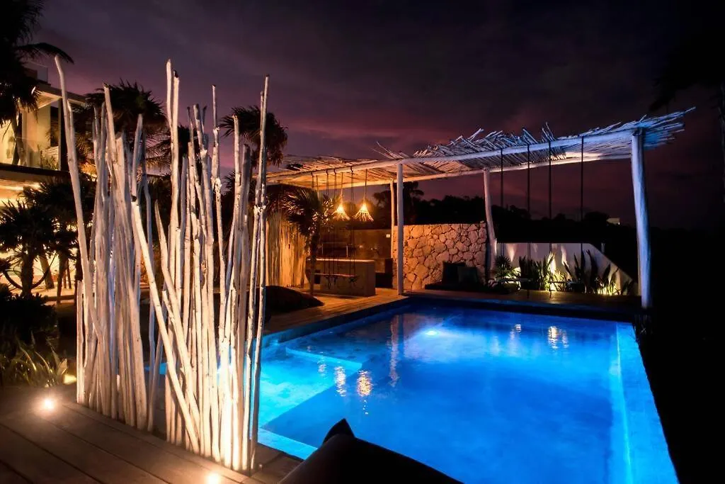 Tulum Beachfront Villa I'Ik By Casa Xuul 图卢姆